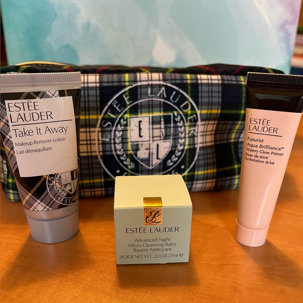 NEW Estée Lauder Skincare Bundle with Plaid Bag